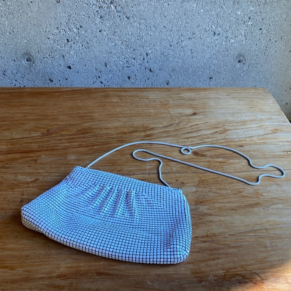 Vintage 80s 🤍 White Metal Mesh Bag